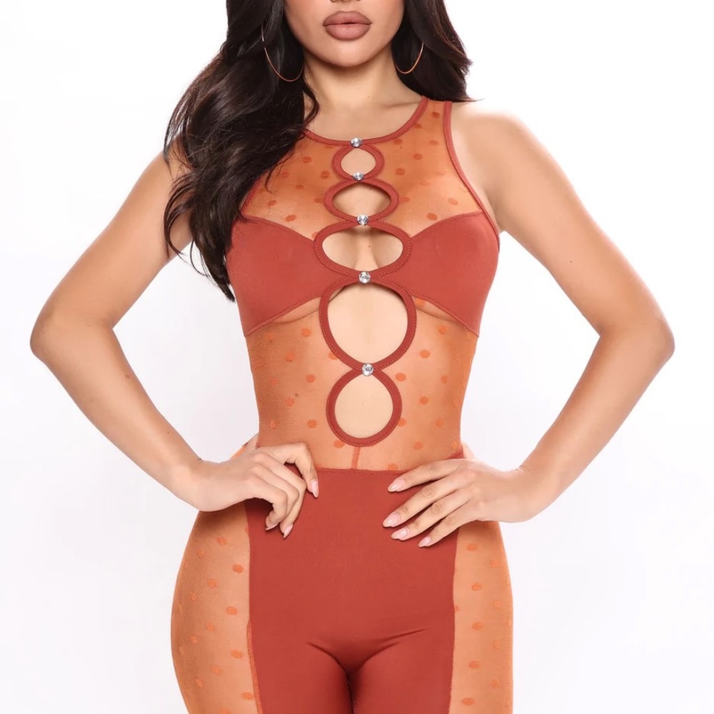 NEW Mesh Romper with Rhinestone Details | Size XL 🧡